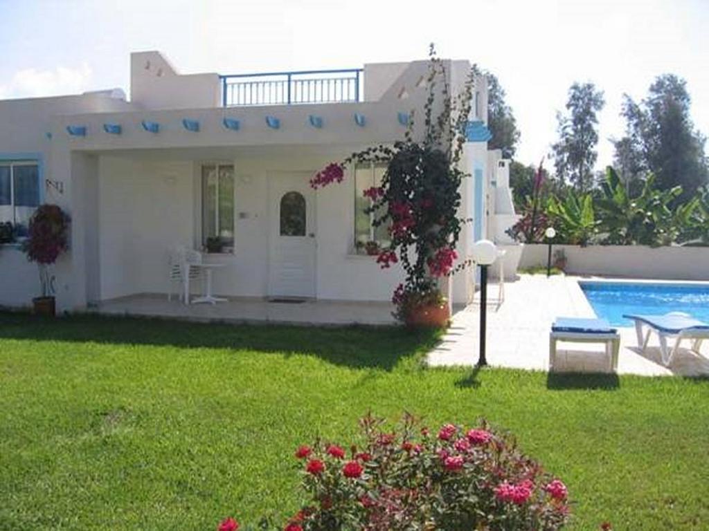 Philippos Complex * Paphos
