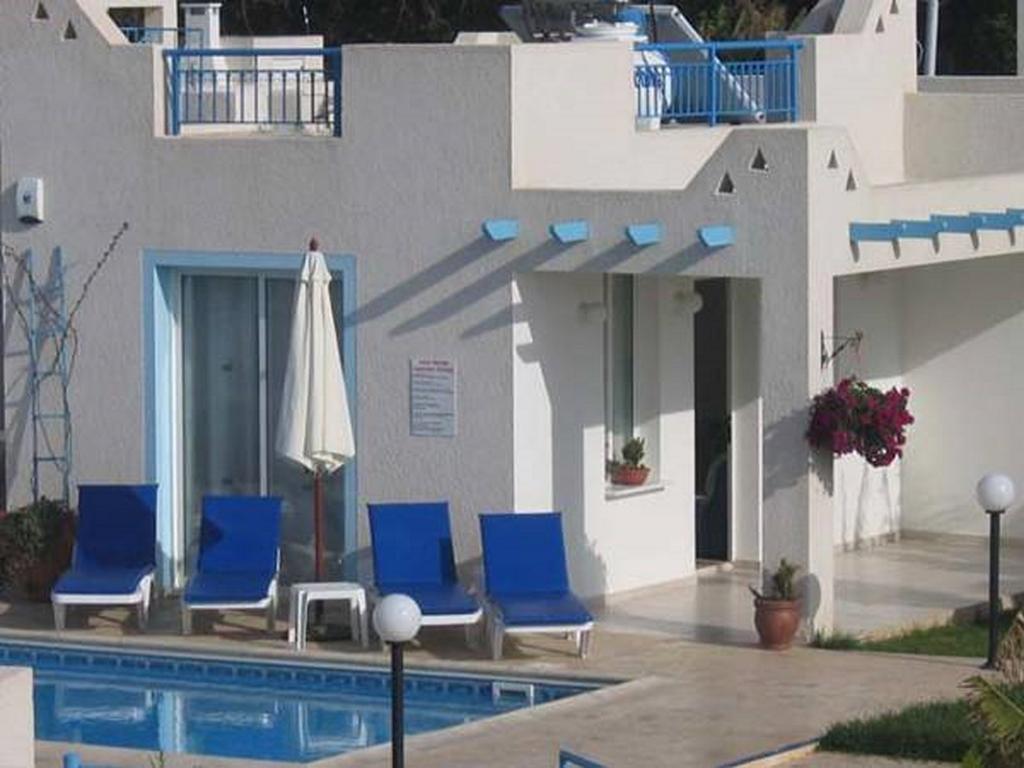 Philippos Complex * Paphos
