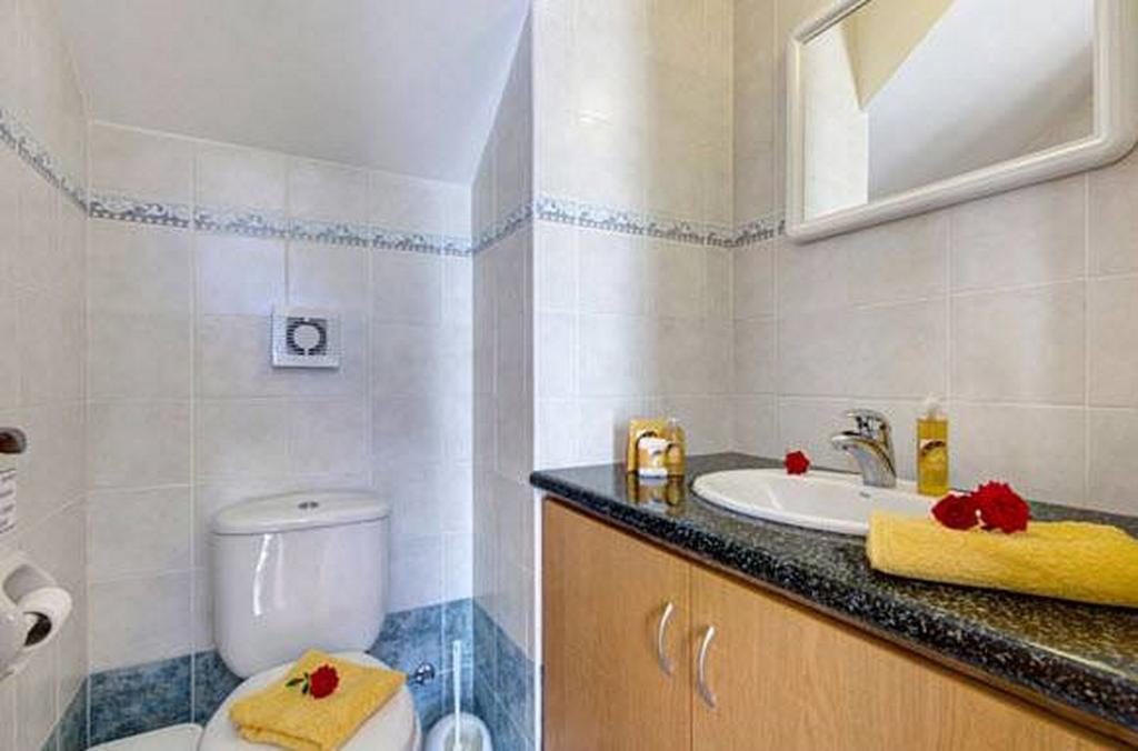 Philippos Complex Villa *