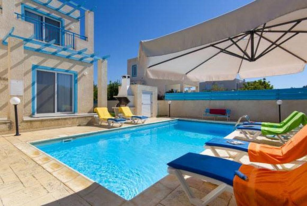 Philippos Complex Villa